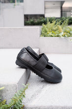 Load image into Gallery viewer, Leather Mary Jane shoes
