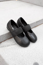 Load image into Gallery viewer, Leather Mary Jane shoes
