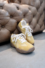 Load image into Gallery viewer, Leather Sneakers
