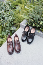 Load image into Gallery viewer, Leather Buckle Shoes
