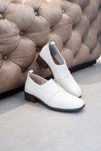 Load image into Gallery viewer, Leather Oxford Shoes
